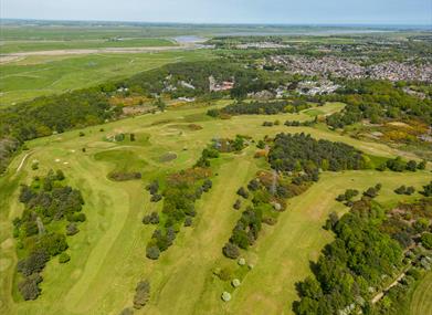 Disc Golf at Caldecott Hall Country Park - Golf in Great Yarmouth ...